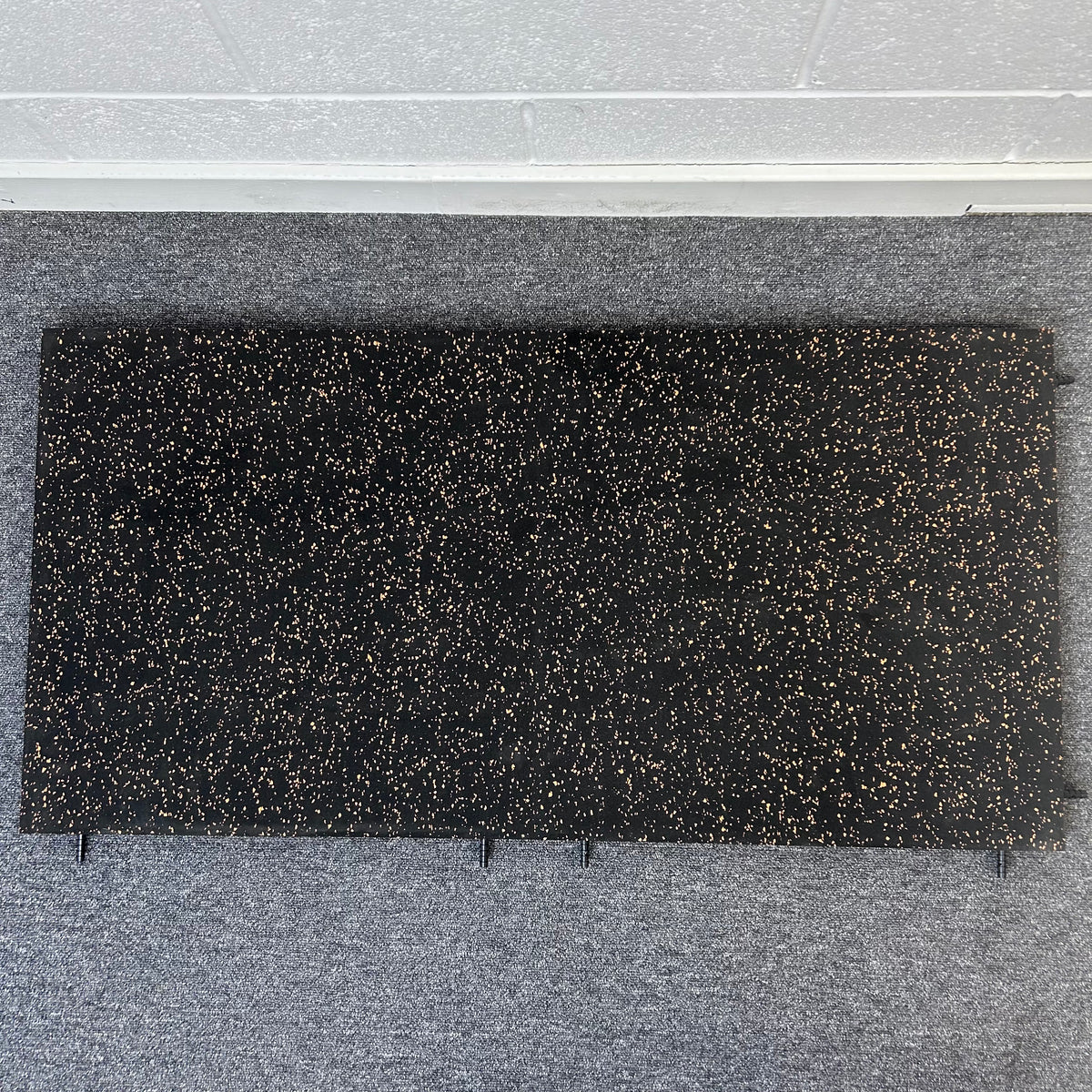 9.5m² Orange Fleck Gym Floor Pack - Rubber Tile - 43 mm Thick