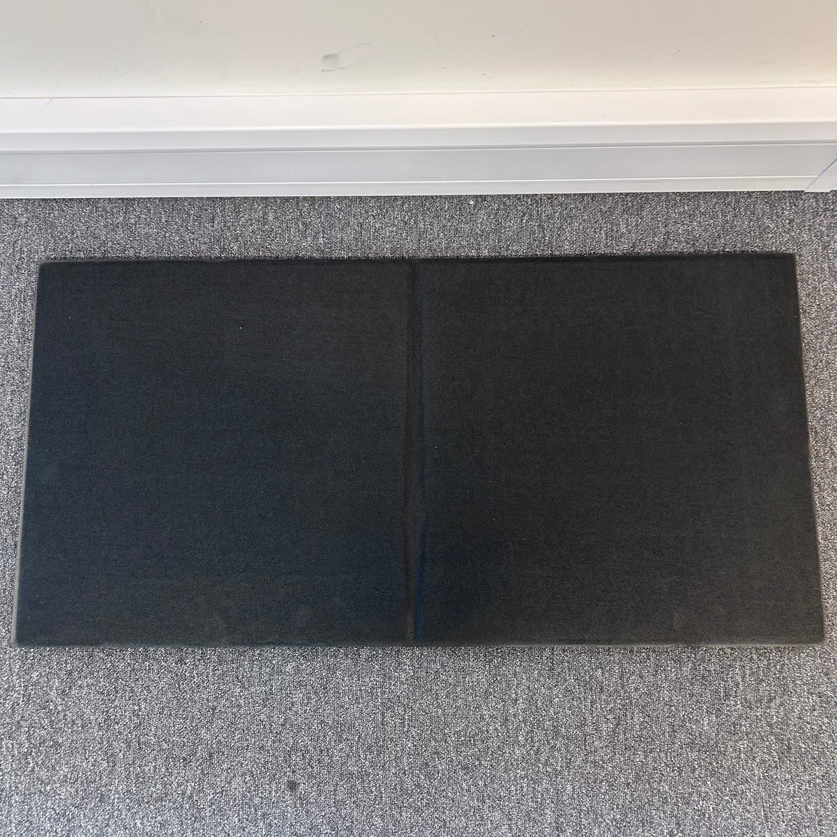 Black Midweight Tile Flooring Pack - 30mm (11m²)